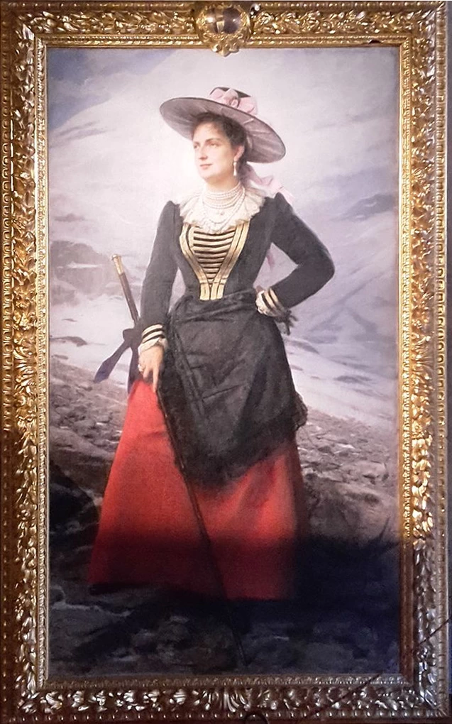 Margherita di Savoia nel costume tipico della Valle del Lys - Castel Savoia